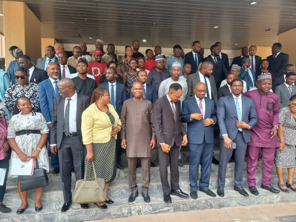 PHOTO-2023-04-04-11-18-18