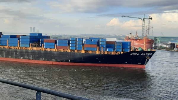Apapa-Port-berths-largest-container-vessel-in-history