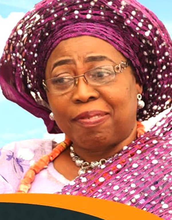 Late Ronik Proprietress