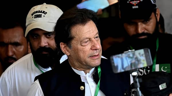 FILES-PAKISTAN-KHAN-GRAFT
