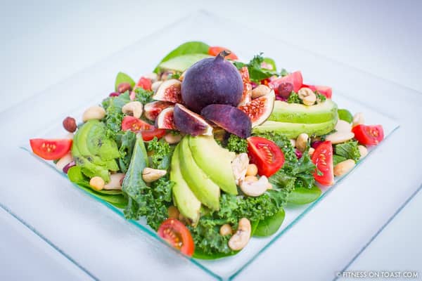 fitness-on-toast-faya-blog-girl-healthy-nutrition-food-salad-superfood-bean-plant-protein-rich-pulses-diet-fuel-tasty-cooking-olive-oil-kale-spinach-nuts-1024×683