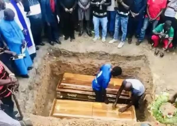 CCA9817B-C59E-493A-9826-27FDEC4A6E6F-350×250