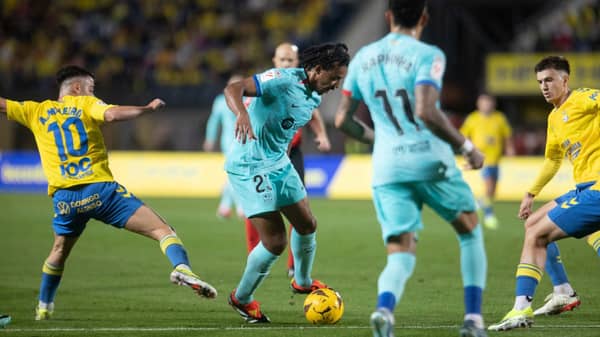 FBL-ESP-LIGA-LAS PALMAS-BARCELONA