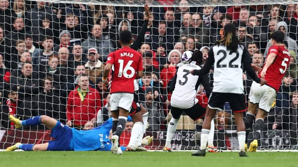 FBL-ENG-PR-MAN UTD-FULHAM