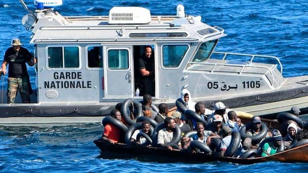 boat_migrant