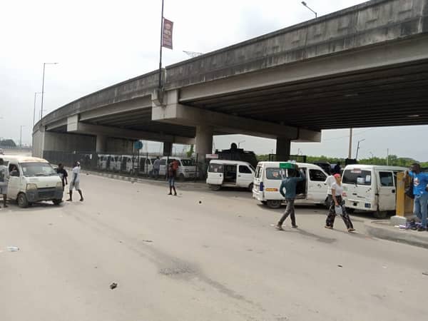 Establishment of Twin Garage under the Jubilee Bridge, Ajah to accommodate mini buses operators who hitherto constituted nuisance on the main highway