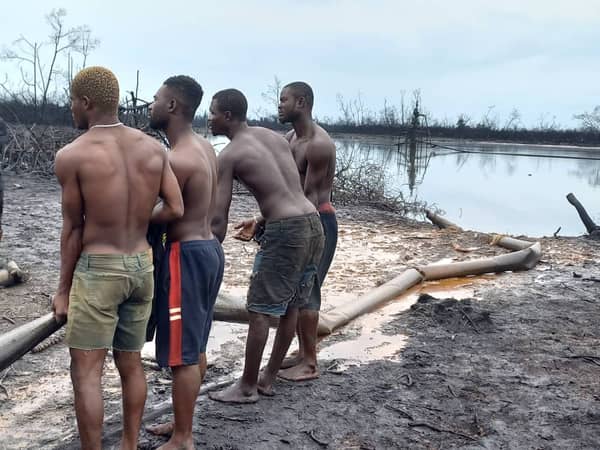 Suspected oil thieves