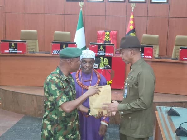 Dafinone-and-King-Clement-Ikolo-