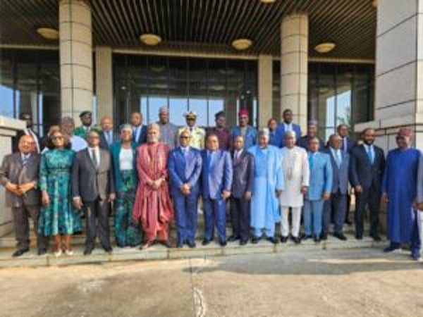 3E4C6123-067B-4E55-9553-B7E90D812C81-300×225