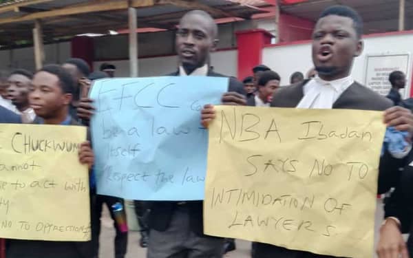 Protesting-Lawyers-pix-