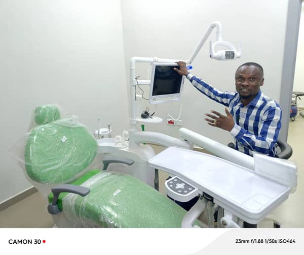 1000346042-2048×1716