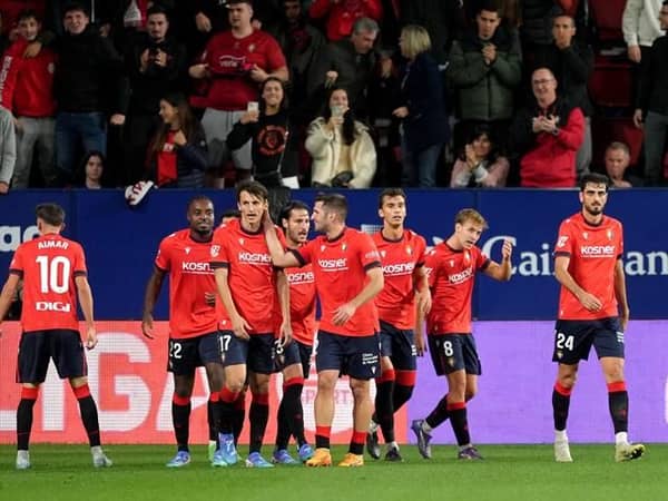 4045985-82057349-640-480