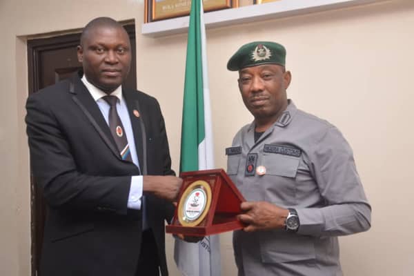 5AEEA63B-CE98-4C58-B13E-CA90998F1723