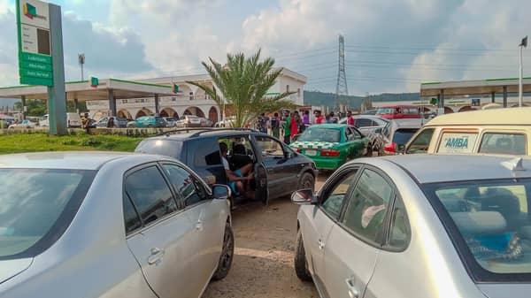 Fuel queue in Abuja