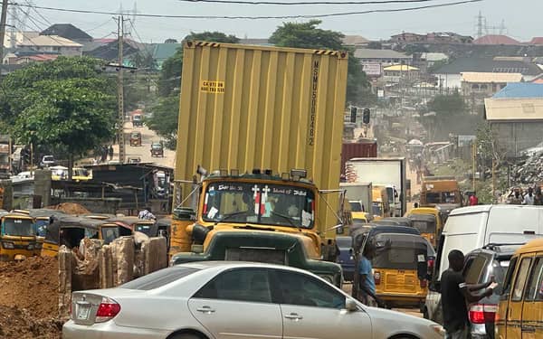 Isolo-Ejigbo-Road
