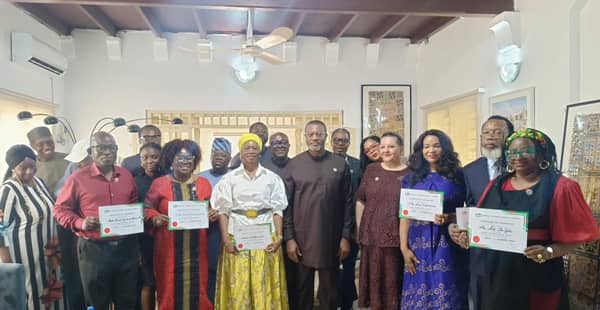 President, Nigerian-Hungarian Chamber of Commerce, Spencer Onosode (middle) flanked by members of the newly inaugurated board and inductees at the induction ceremony held in the chambers’ office in Ikoyi, Lagos…recently.