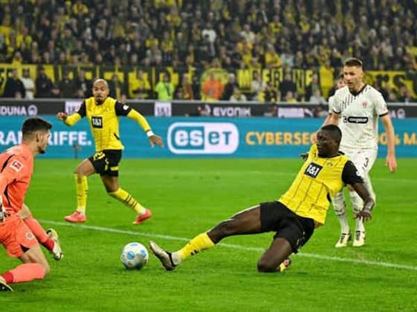https___wp-images.onefootball.com_wp-content_uploads_sites_10_2024_10_FBL-GER-BUNDESLIGA-DORTMUND-ST-PAUI-1729283139-1000×667
