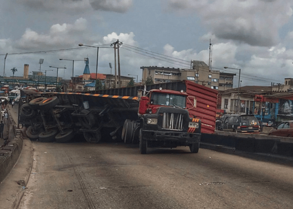 Ojuelegba-Bridge-750×536
