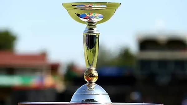 1700560225940_u-1999