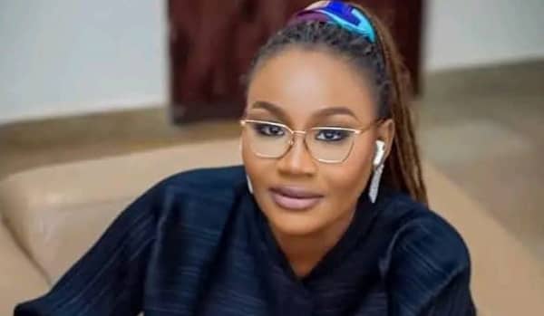 Abisola-Kola-Daisi-Ajimobi-1bx