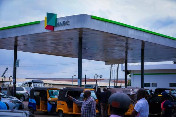 NEW-NNPC-PUMP-PRICE7-1376×917