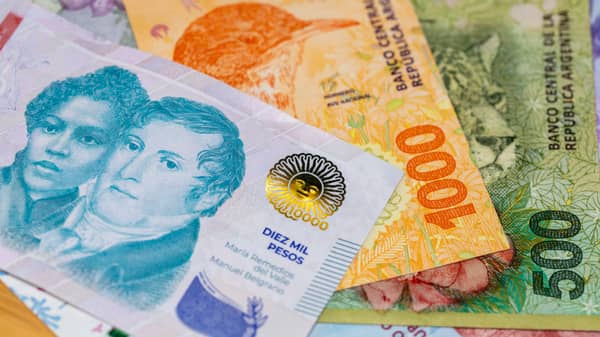 inflation-pesos-argentina-istock-Andrzej-Rostek