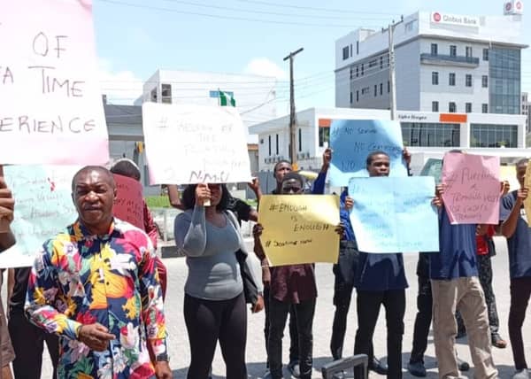 maritime-students-protest[1]