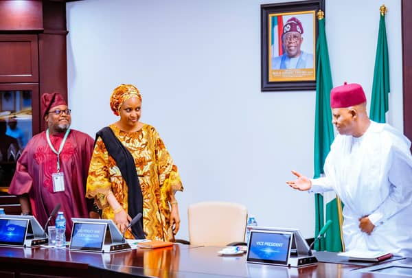 Kashim Shettima and Hadiza Bala Usman (middle)