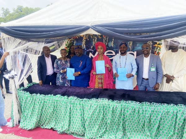 00b0380b-8c1d-401a-8d11-079bb3242bcd