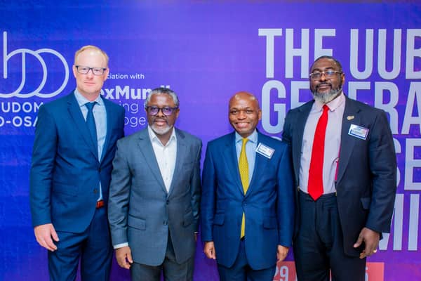 Law storis pix 05_8_25