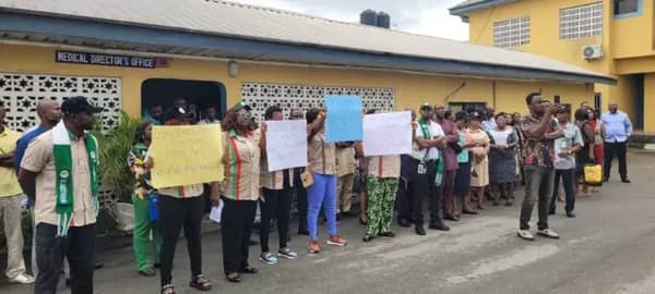 Calabar Neuro-Psychiatric Hospital staff protest against CMD
