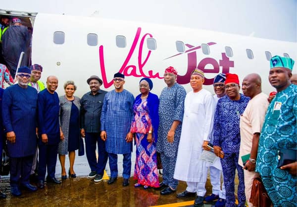 PHOTO (ISSUE) 11-10-2025