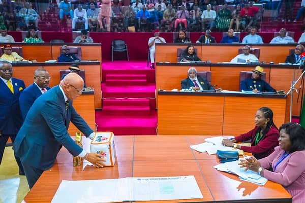Governor Umo Eno presenting the budget to the Akwa Ibom Assembly