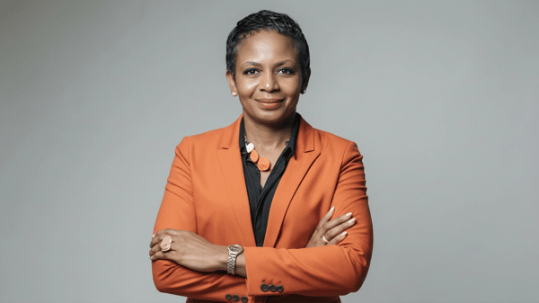 Dr (Mrs) Awele Vivien Elumelu,