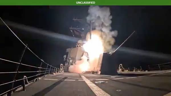 still-22228444-869-333-still