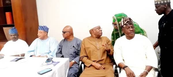 Former Minister of State for Defence, Sen. Musiliu Obanikoro (right); PCC National Coordinator and member representing Ikeja Federal Constituency, Abiodun Faleke; Pelumi; Danmole and others at the event.