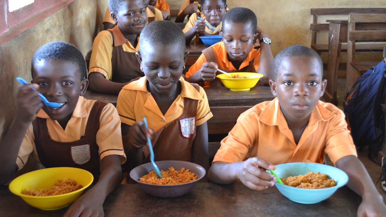 37-589-persons-to-benefit-from-fg-s-school-feeding-programme-in-lagos