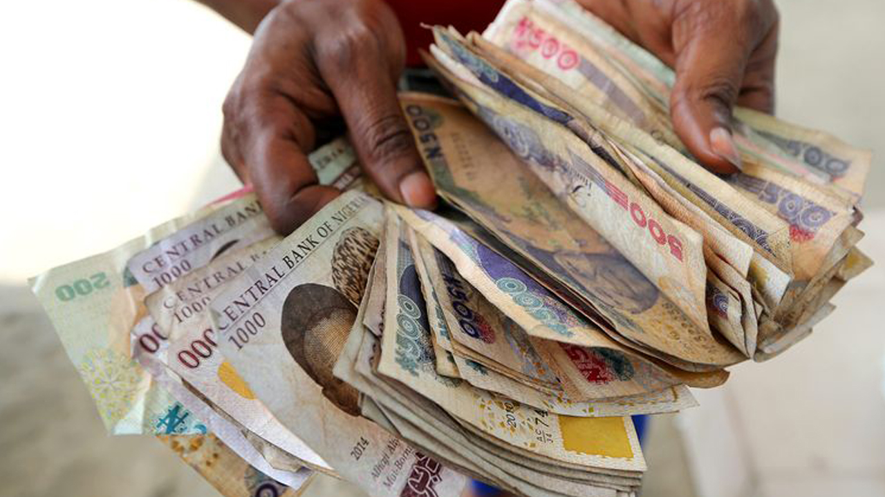 Investors flock to Nigeria Eurobonds, won't touch the Naira | The nigerian naira to sterling