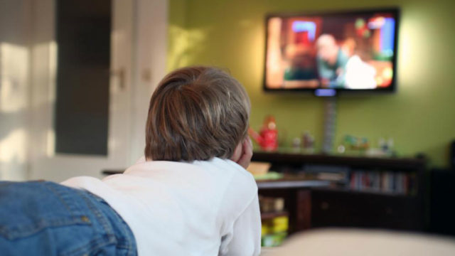 Children with bedroom TVs at higher risk of being obese | The Guardian ...