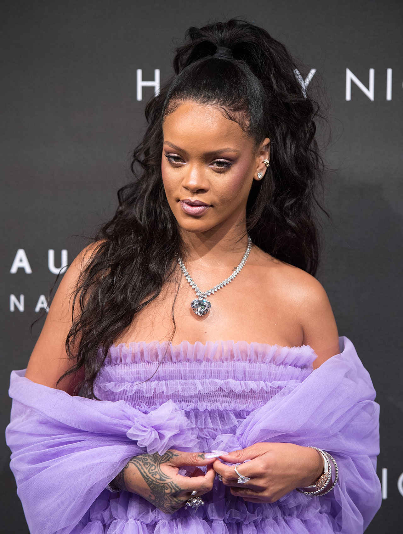 Rihanna Sparkles For Fenty Beauty Launch In London. PHOTOS