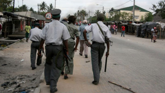 16 Killed As Islamic Gunmen Attack Mozambique Police | The Guardian ...