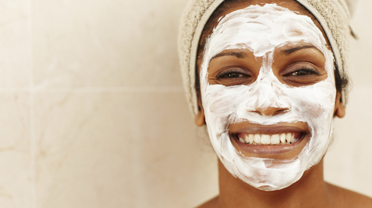 homemade facial mask with coconut oil