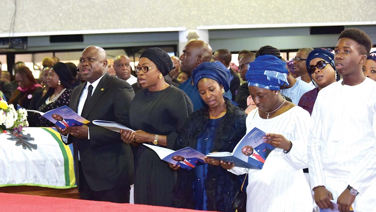 Tears As Deji Tinubu Is Buried In Ikoyi Cemetery The Guardian Nigeria News Nigeria And World News Nigeria The Guardian Nigeria News Nigeria And World News