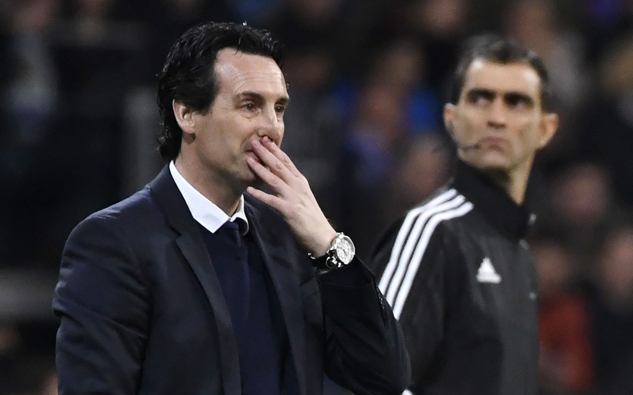 PSG coach refuses 'future' talk after Real defeat | The Guardian ...