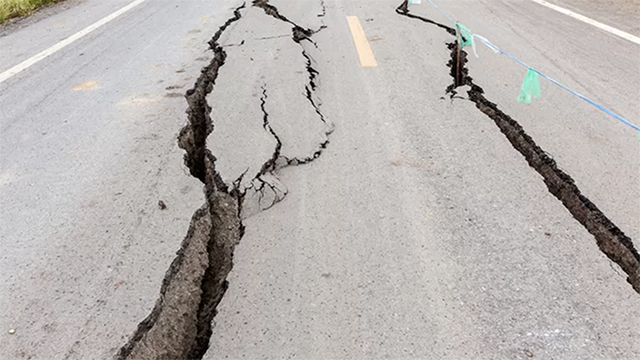 7.0-magnitude quake hits western Papua New Guinea | The Guardian ...