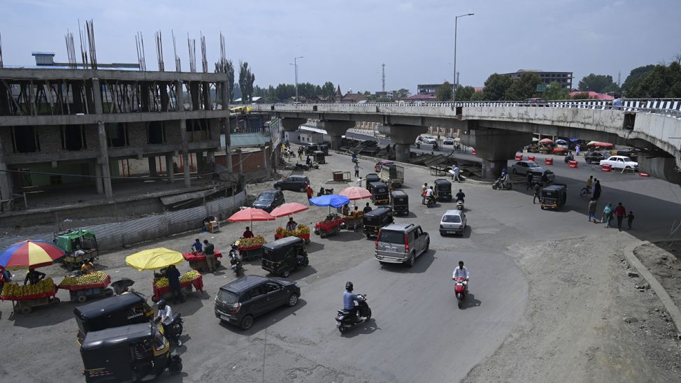 500 protests, hundreds injured in Kashmir lockdown | The ...