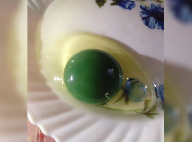 Green egg yolk