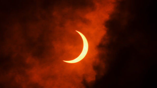 'Ring of fire' solar eclipse thrills skywatchers in Africa, Asia ...