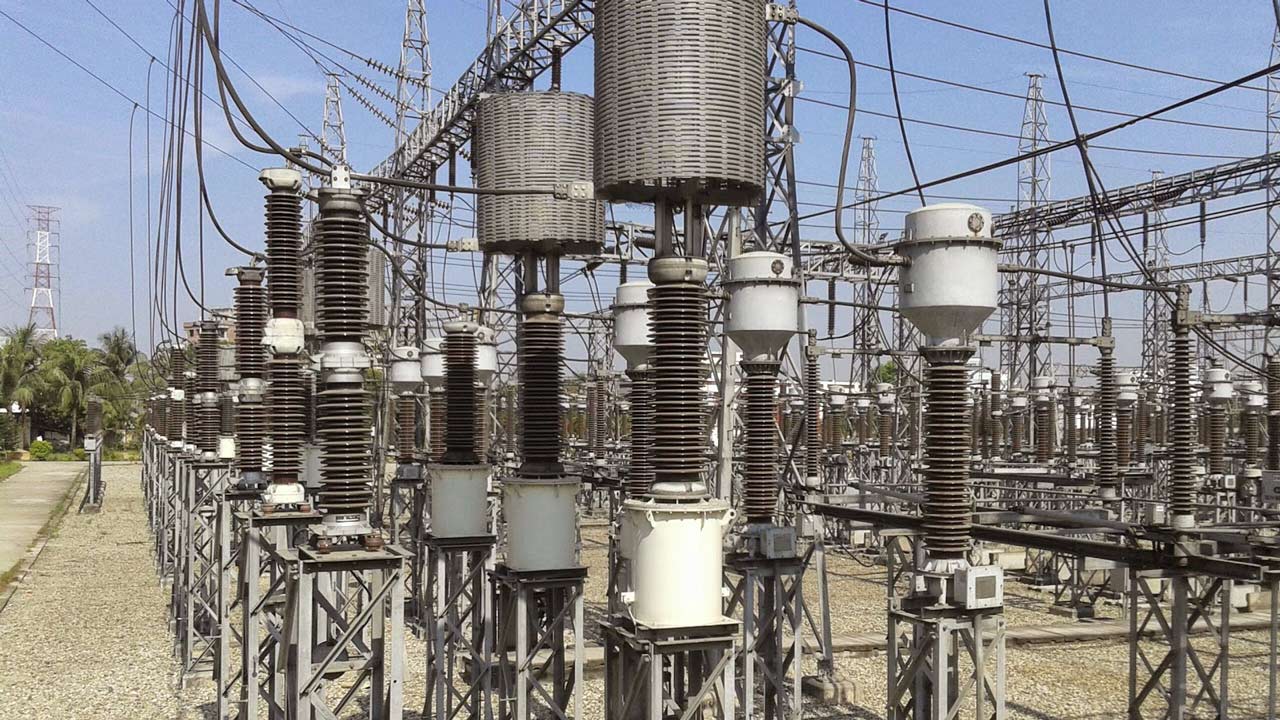 Experts blame frequent power grid collapses on underinvestment