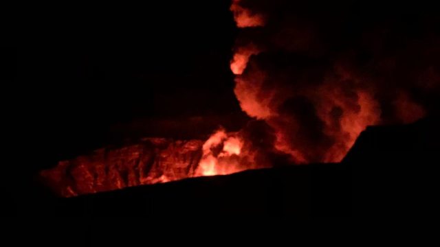 Hawaii's Kilauea Volcano Erupts: Usgs